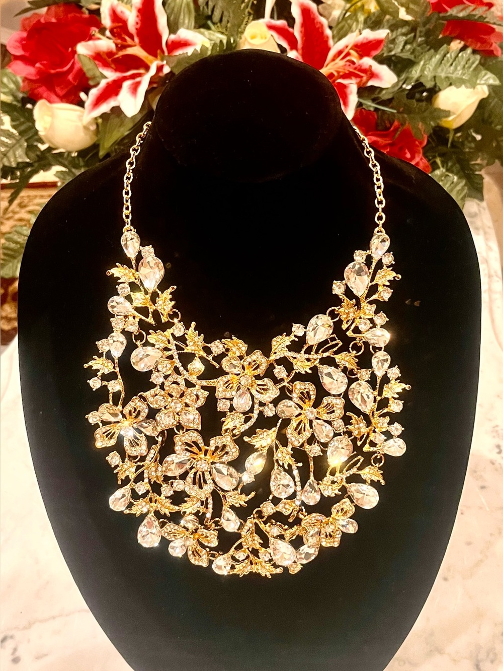 NATASHA RHINESTONE FLORAL BIB NECKLACE